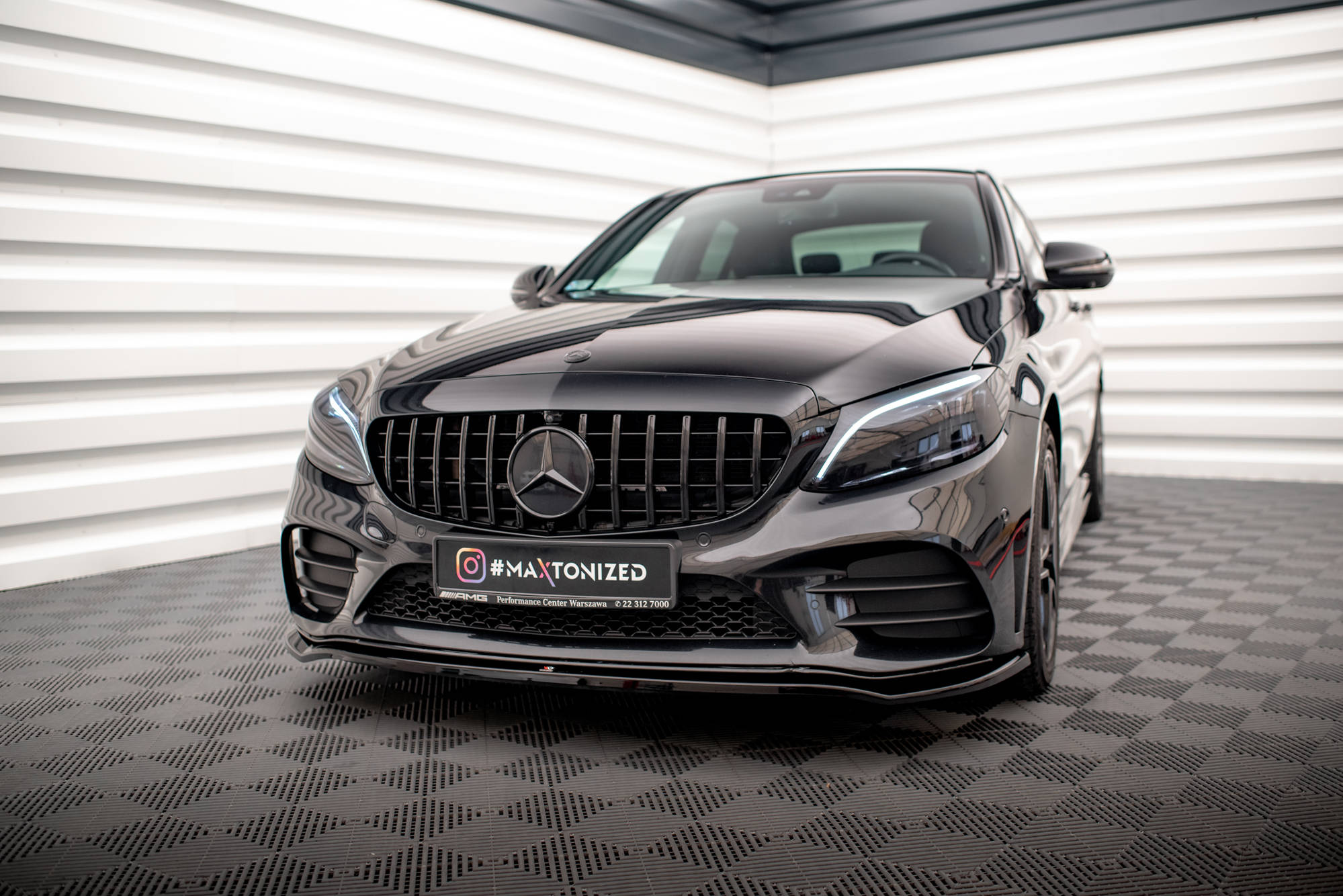 E63 AMG гоночный стиль