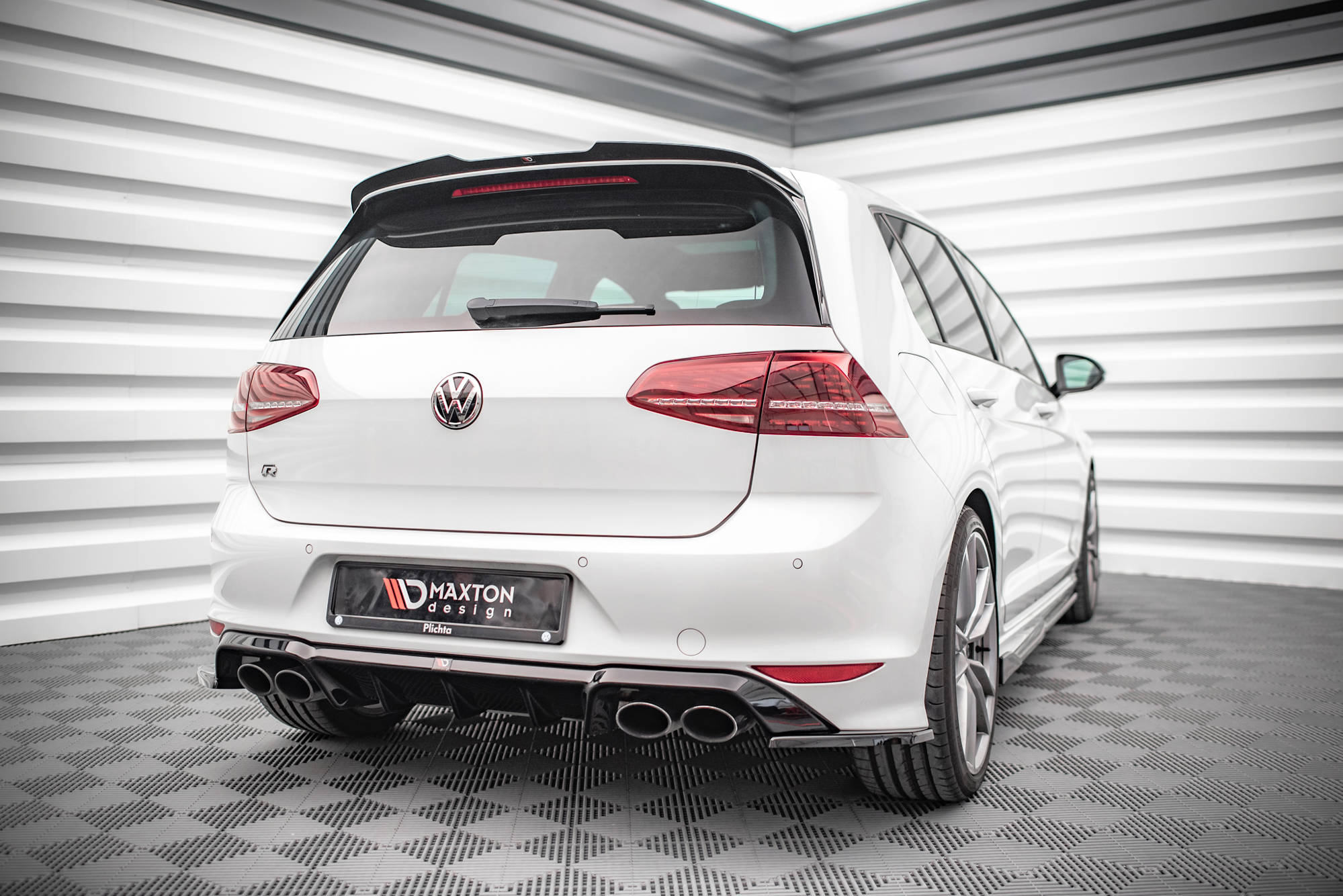 VW Golf 7 r400